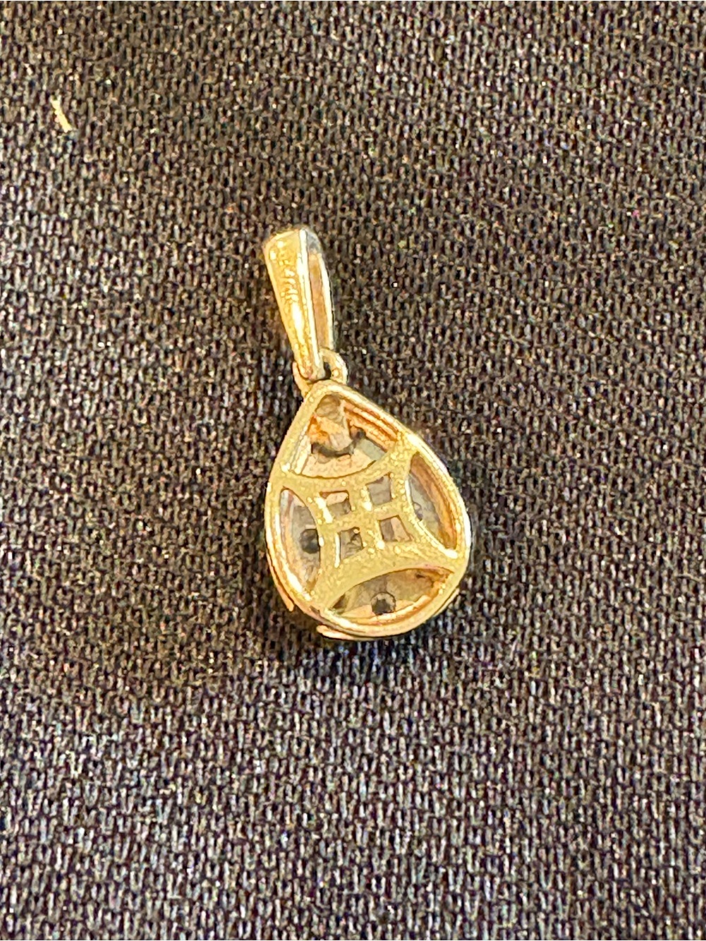 Elegant Teardrop 10k gold Diamond Cluster Pendant - Picture 2 of 2